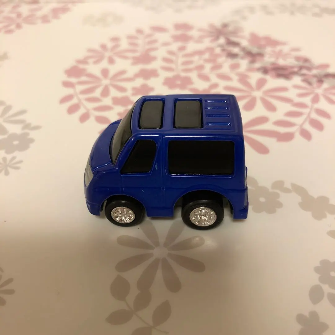 Thumbnail of Blue miniature car, pull-back, Dai-Ki-Sesto car
