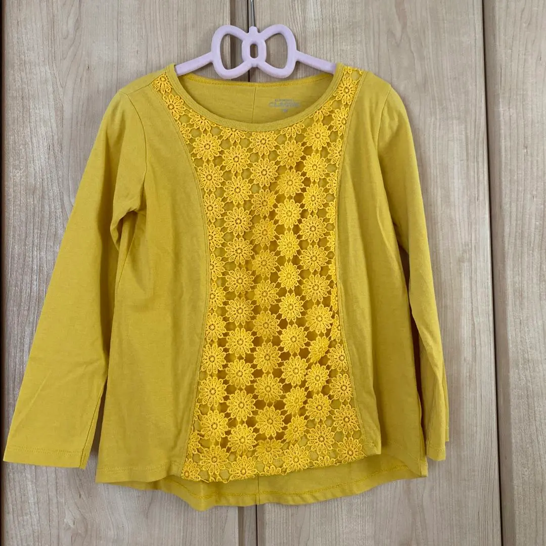 Thumbnail of Excellent condition ✨ Girls' long-sleeved T-shirt 120cm