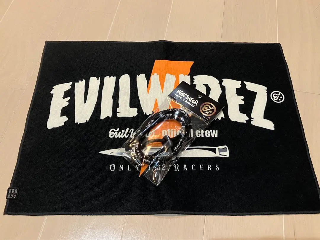 EVILWIRE evilwire イービルワイヤー　シルバーアクセサリートップ EVILWIRE evilwire イービルワイヤー シルバーアクセサリー