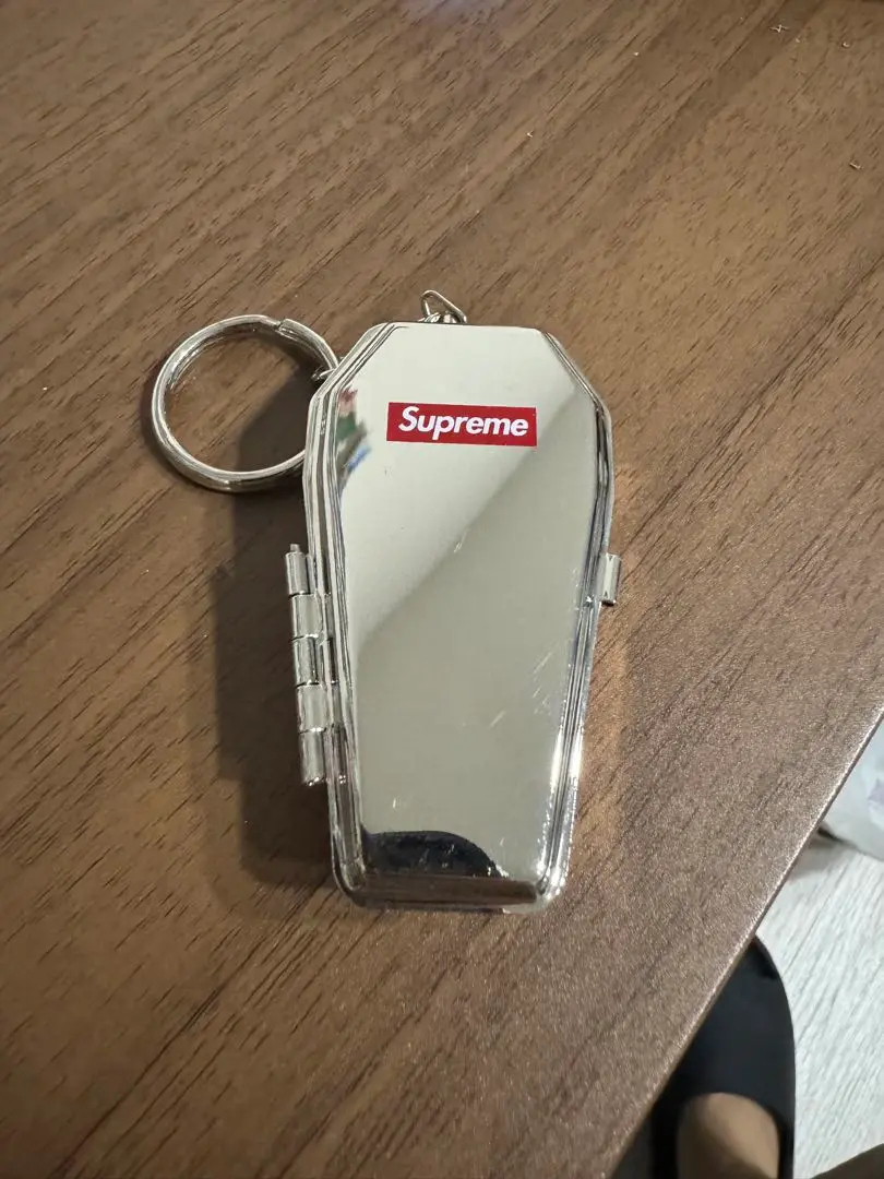 Supreme - supreme 携帯灰皿の通販 by Pii 's shop