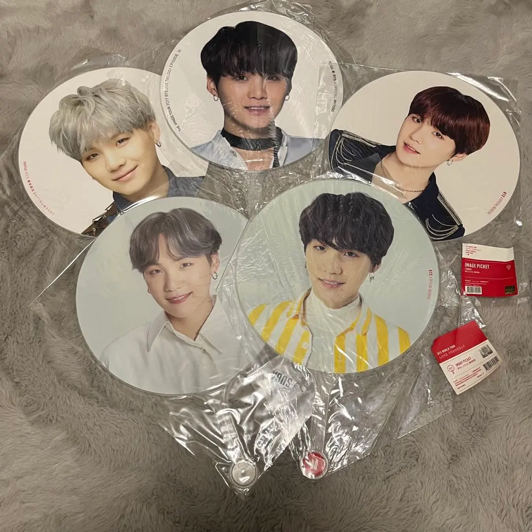 Thumbnail of BTS Suga Uchiwa & Premium Photo Bundle