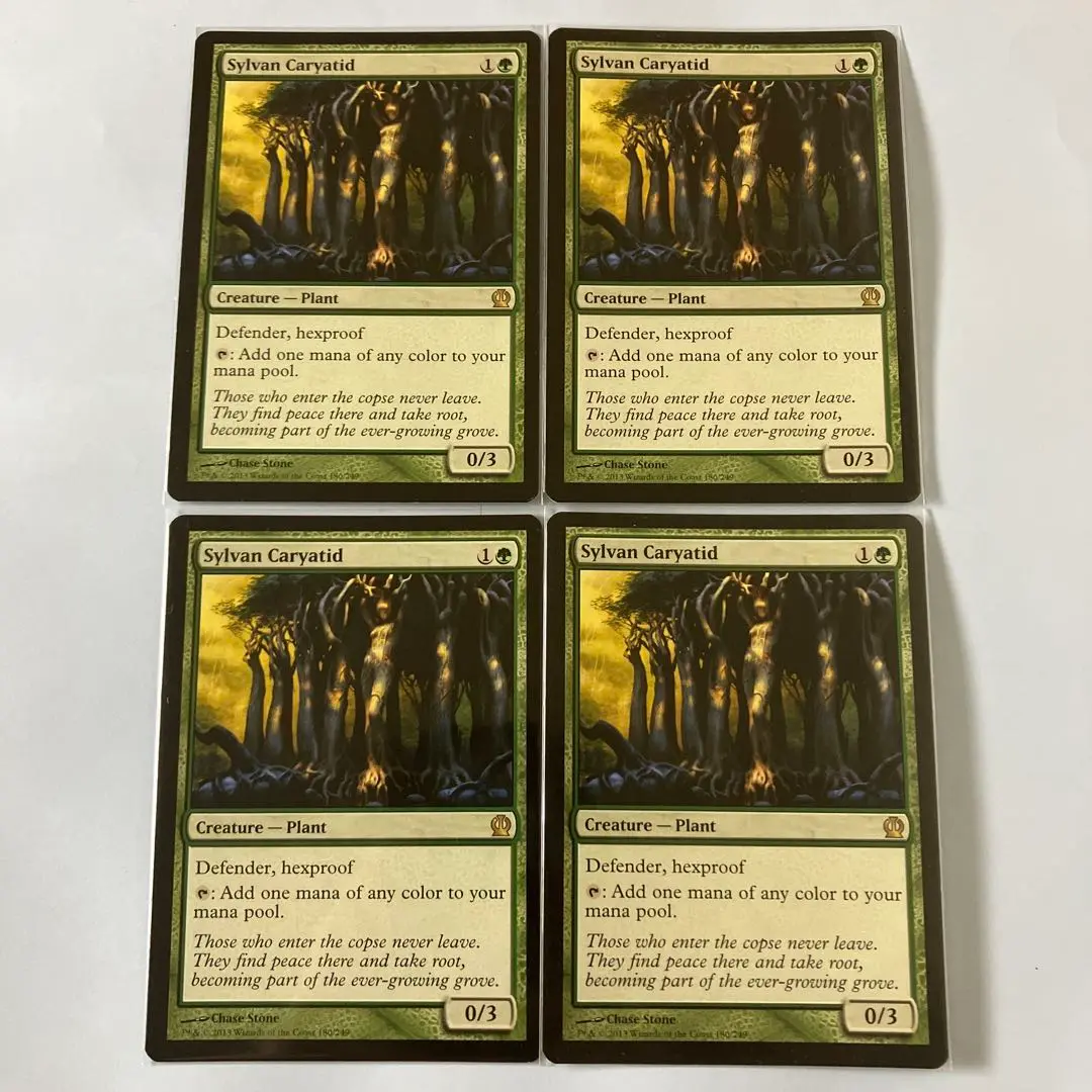 MTG 森の女人像 ロシア語foil 4枚セット MTG 森の女人像 ロシア語foil 4枚セット