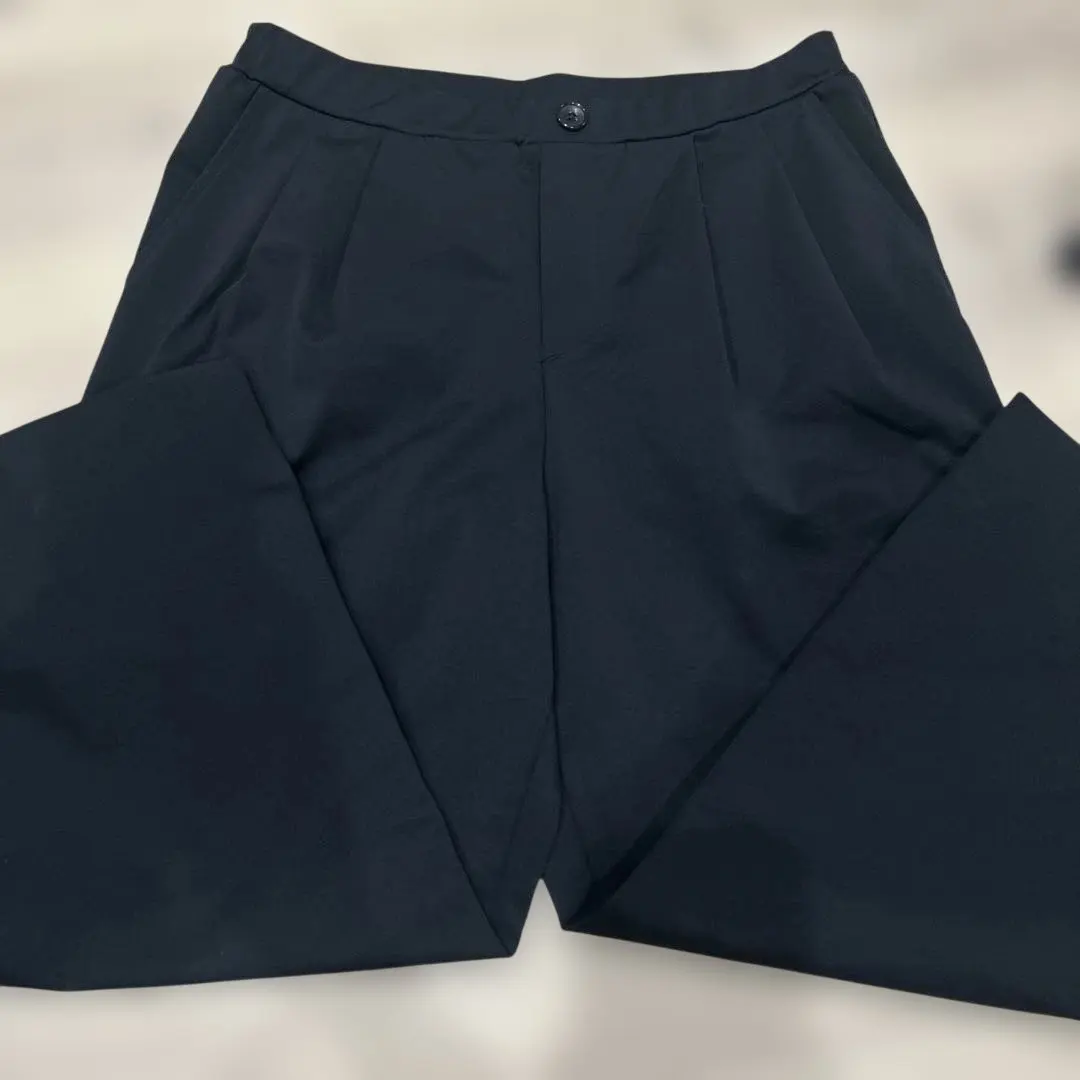 Thumbnail of Black pleated slacks, Comme Ça, size 11