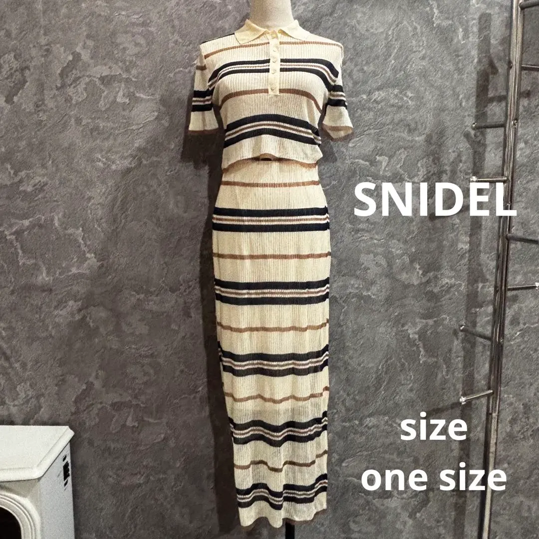 Thumbnail of SNIDEL Snidel Set Up Skirt Short Sleeve Sheer Knit Border