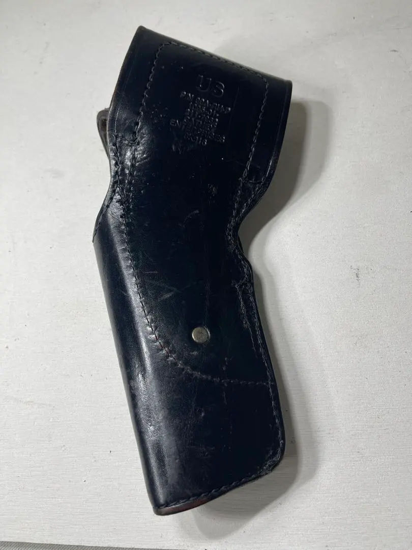 Thumbnail of Genuine Holster 99A RH-P 1095-01-211-7962