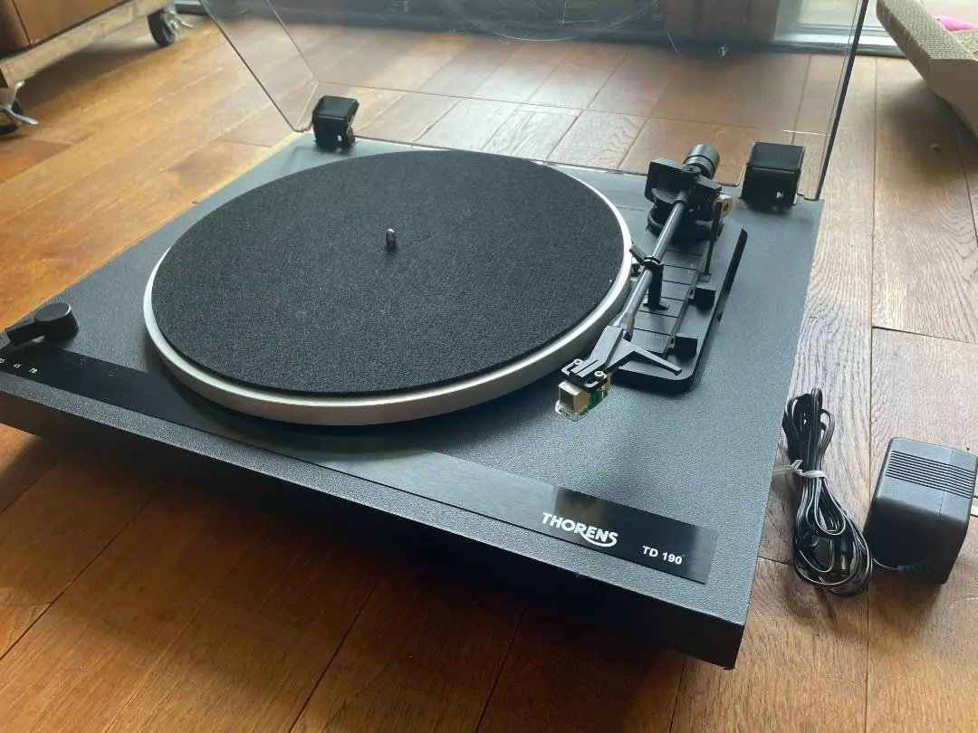 ＴＨＯＲＥＮＳ　ＴＤ３２０　トーレンス　セミオートレコードプレイヤー　 動作品 THORENS TD320/TD321の仕様 トーレンス