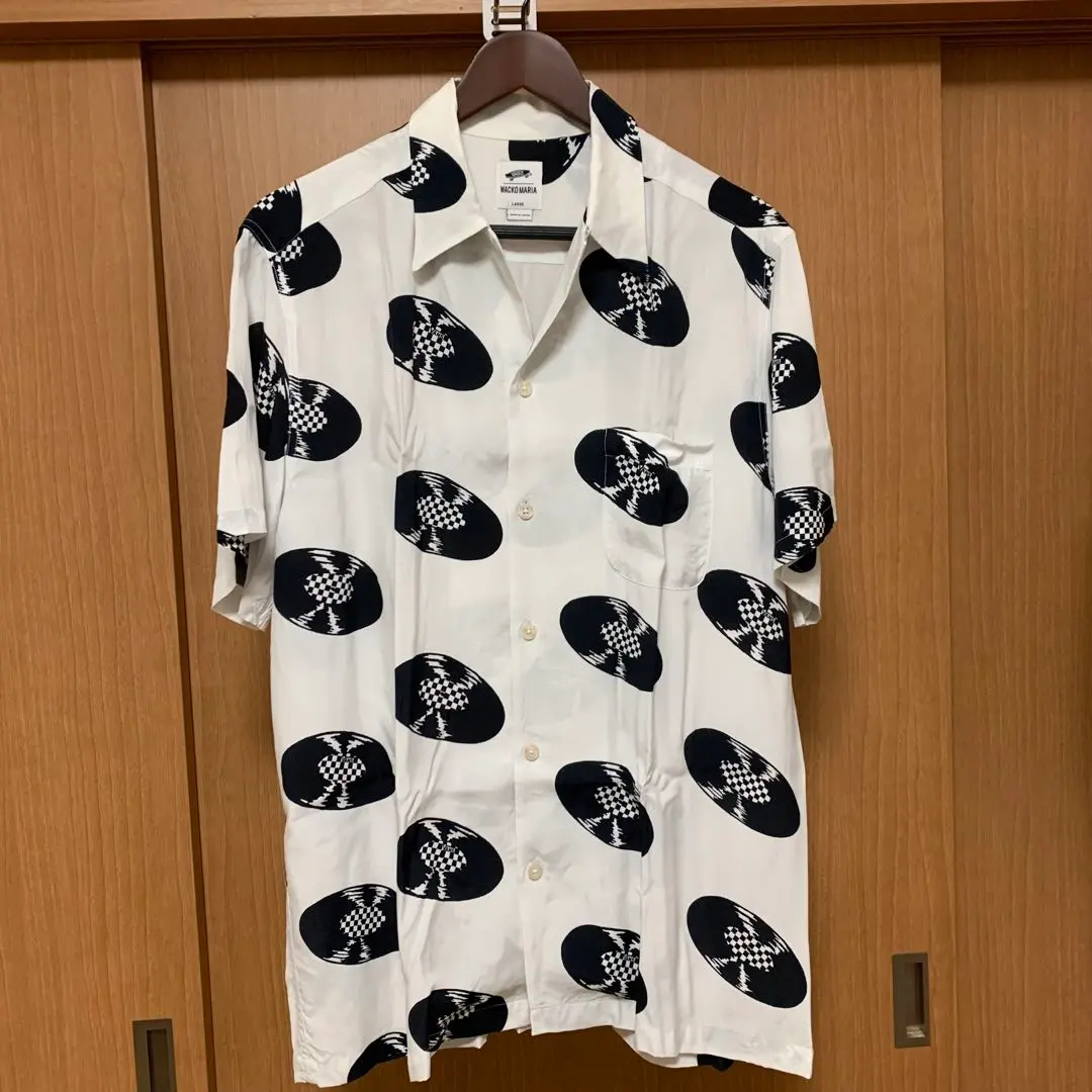 ワコマリアvansレコードアロハシャツLサイズ 新品未使用タグ付き 確実正規品 VANS VAULT × WACKO MARIAの新作はレコード柄のハワイアンシャツ