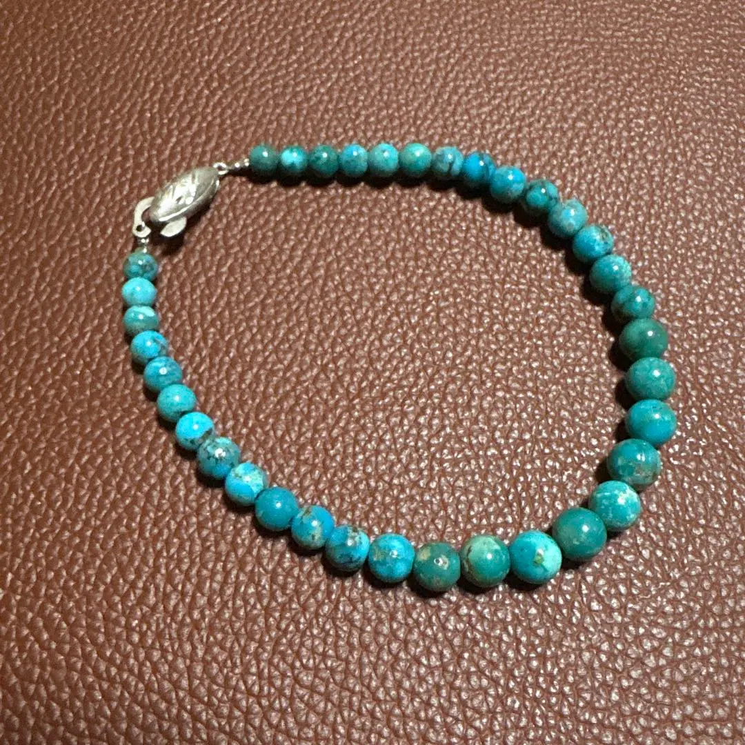 Thumbnail of Turquoise bead bracelet