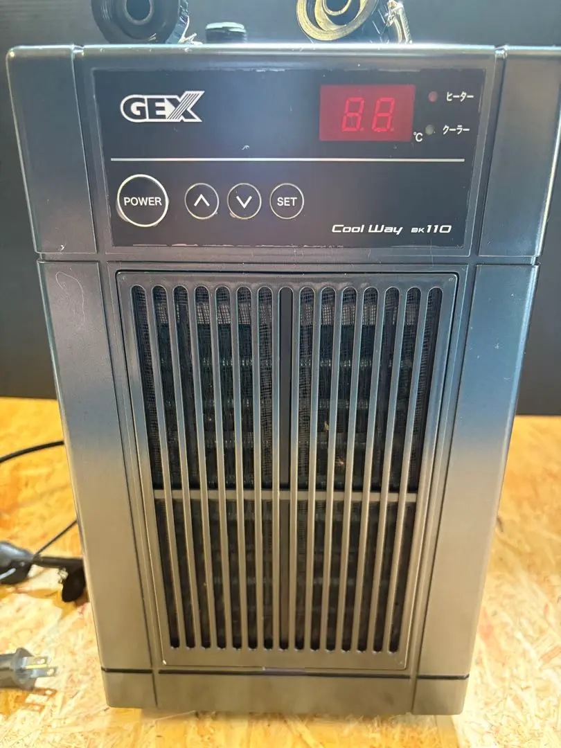 ほぼ未使用 ＧＥＸ水槽用クーラー クールウェイ ＢＫ−Ｃ１２０〜１００Ｌ GEX 水槽用クーラー クールウェイ BK-C120 ~100L | チャーム