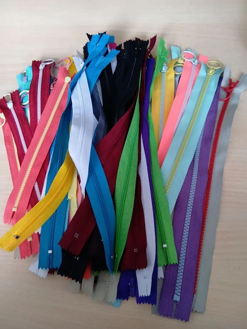 Thumbnail of Lot of 69 zippers