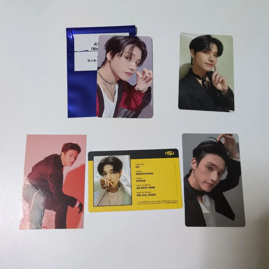 Thumbnail of ATEEZ Wooyoung Trading Card Collection