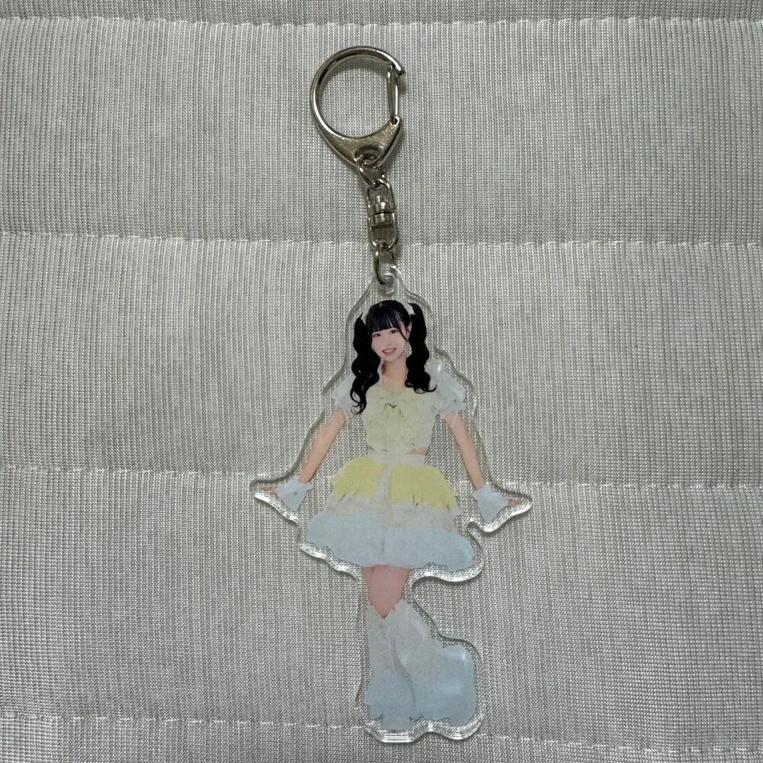 Thumbnail of Pixel Ribbon Hina Tachibana acrylic keychains (Picuribo)