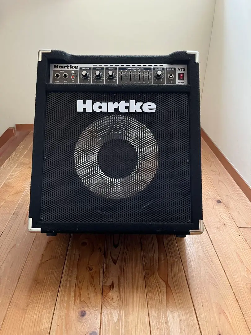 Hartke A70 ベース用アンプ　動作確認済み Yahoo!オークション -「hartke a70」(ベースアンプ) (ベース)の
