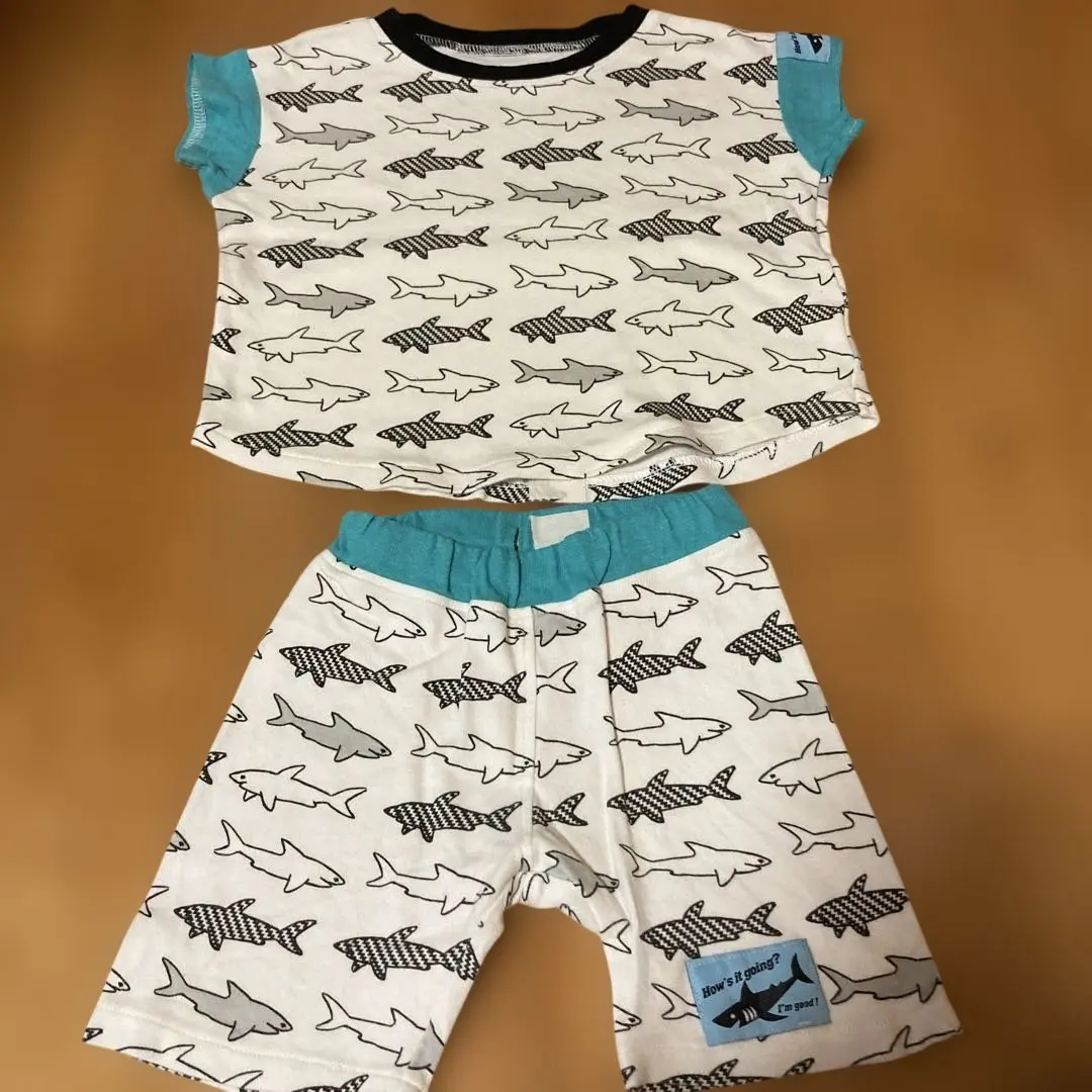 Thumbnail of Handmade children's clothing, shark pattern, set-up