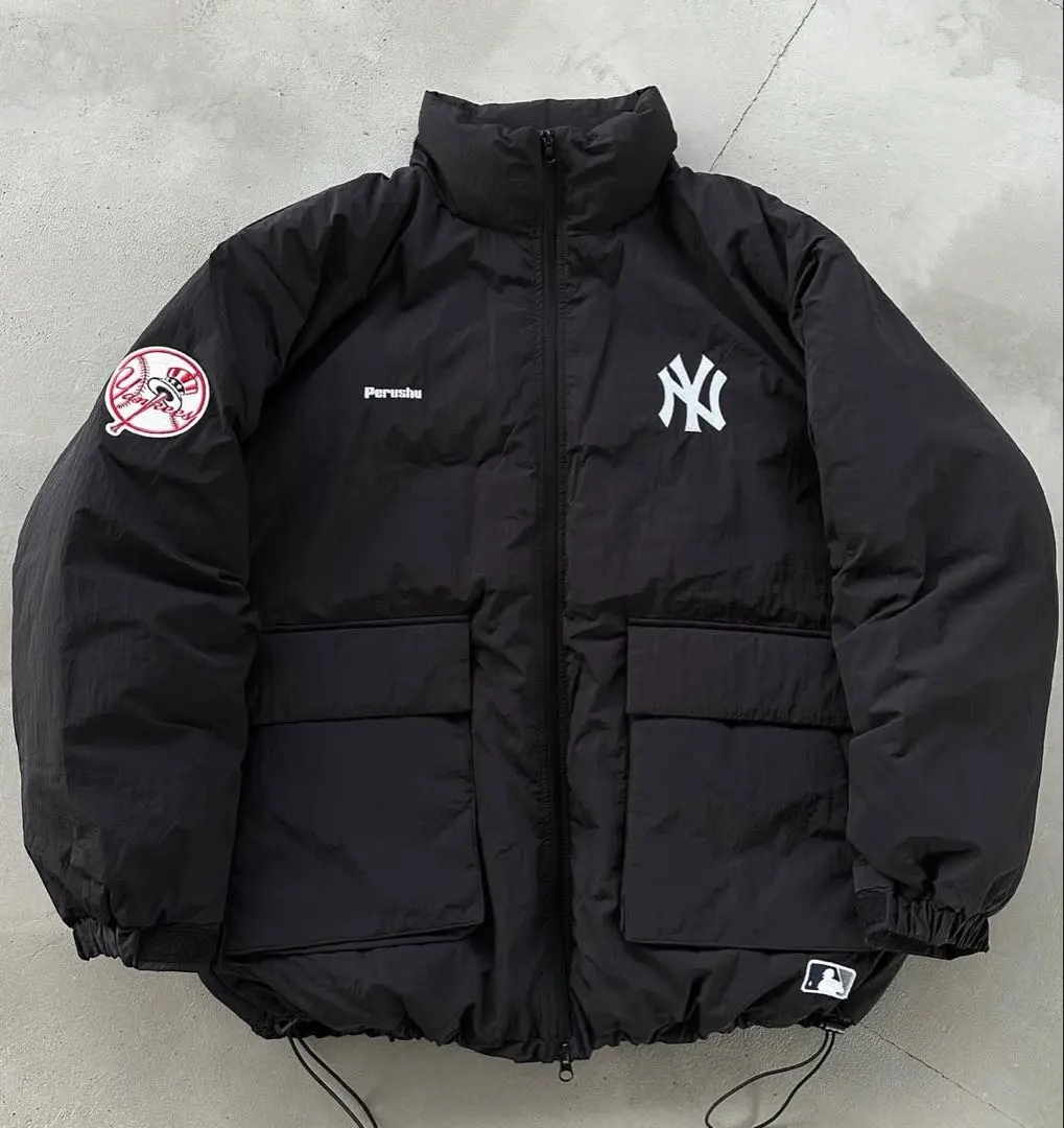 Perushu メンズ ジャケット ブルゾンPerushu x MLBコラボ中綿 Perushu × MLB コラボ中綿キルティングダックフードブルゾン（ブルゾン