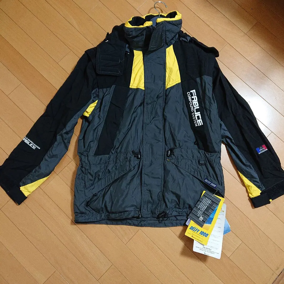FABLICE スノーボードウェア 黒/緑S83-99 手袋付き（L）