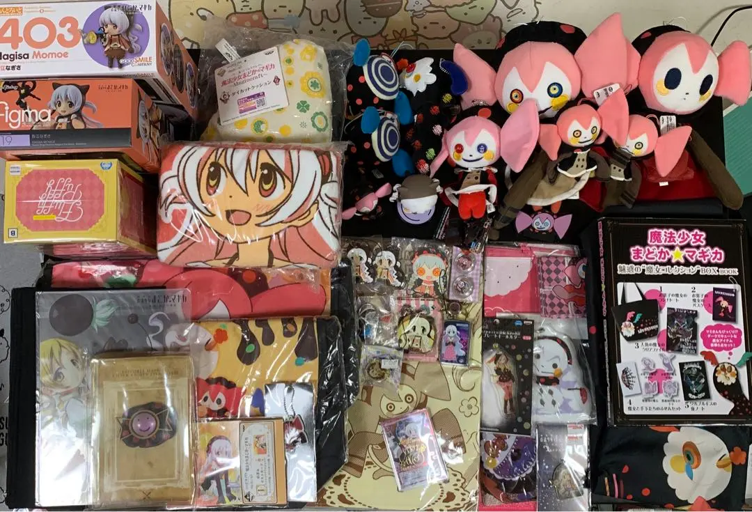 魔法少女まどか☆マギカ ラバーストラップ べべ シャルロッテ お