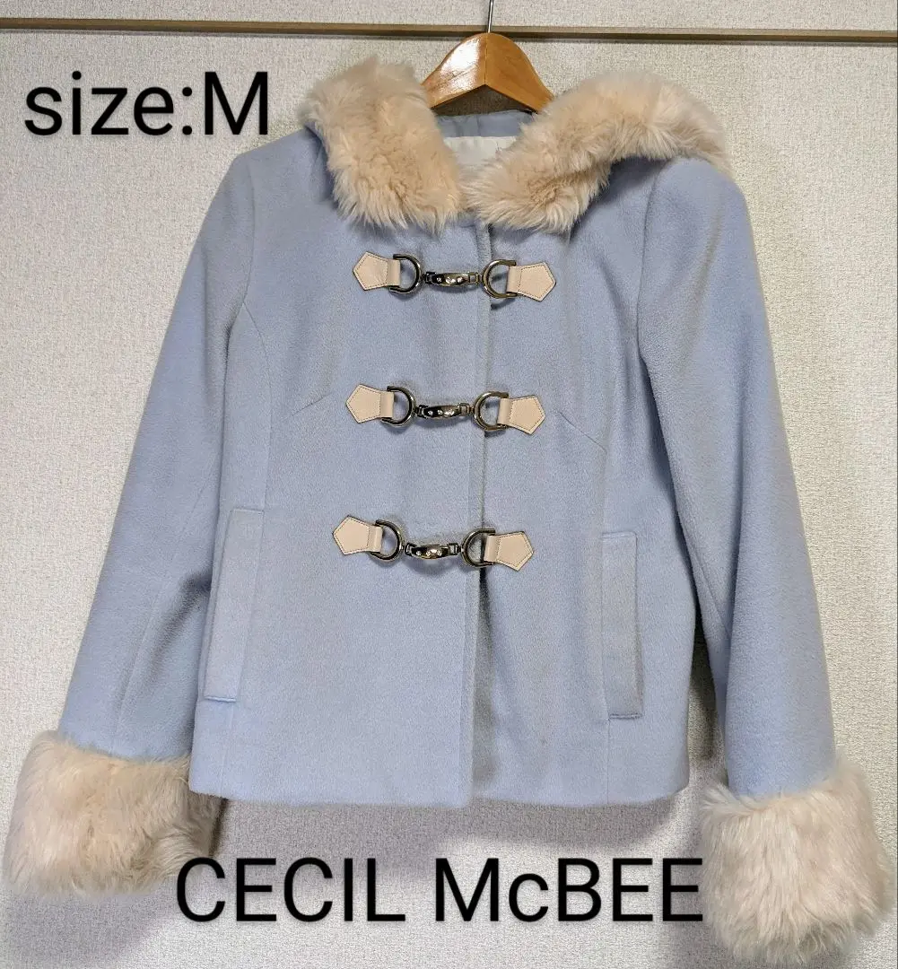 セシルマクビー　白　ショート丈ダッフルコート【CECIL McBEE】 2025年最新】セシルマクビー レディース ダッフルコートの人気