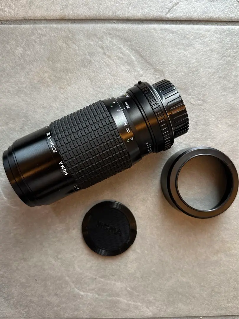 SIGMA ZOOM-KⅢ 1:3.5〜4  f=75〜210mm φ52 SIGMA Zoom K III 1:3.5-4.5 f = 75~210mm With Case Filter