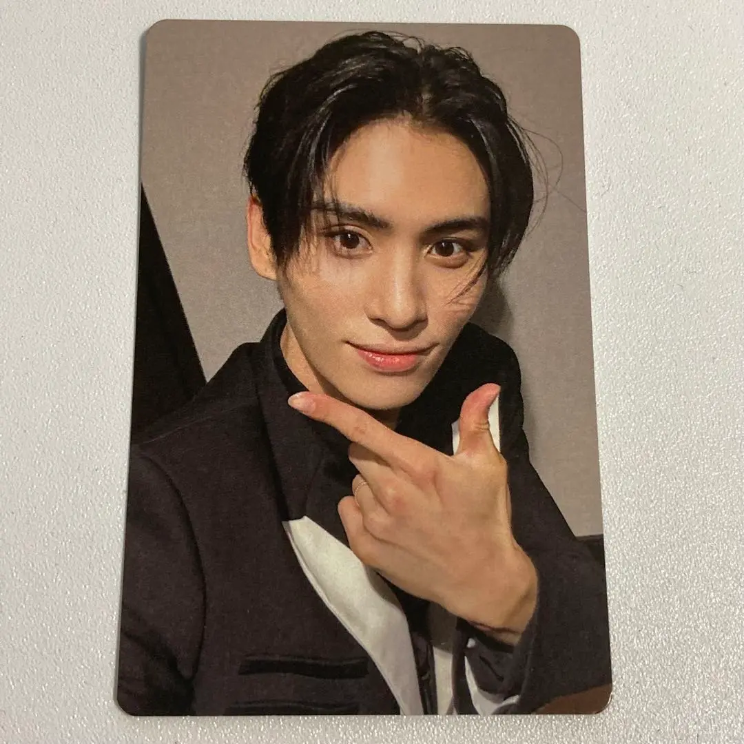 SF9 whosfan cafe テヤン  生写真 ラキドロ セット LE SSERAFIM DIFFERENT Weverse ラキドロ チェウォンの通販 by