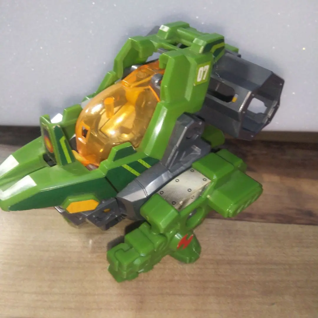 【新品未使用】バトルビーダマン アイアンAZ コバルトセイバー　フェニックス 新品未使用】バトルビーダマン アイアンAZ コバルトセイバー