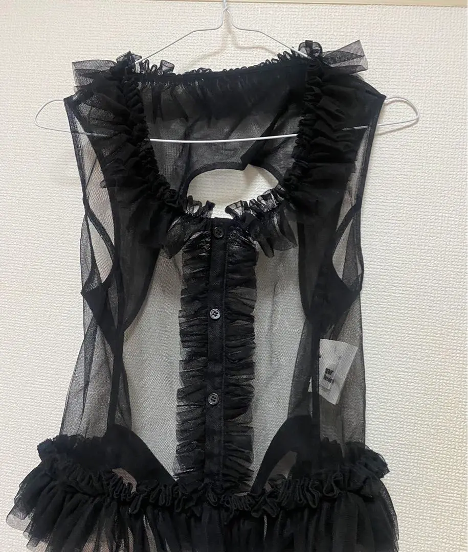 noir kei ninomiya✨ 2022AW チュールハーネス Noir Kei Ninomiya tulle-sleeve Leather Harness Top | Red