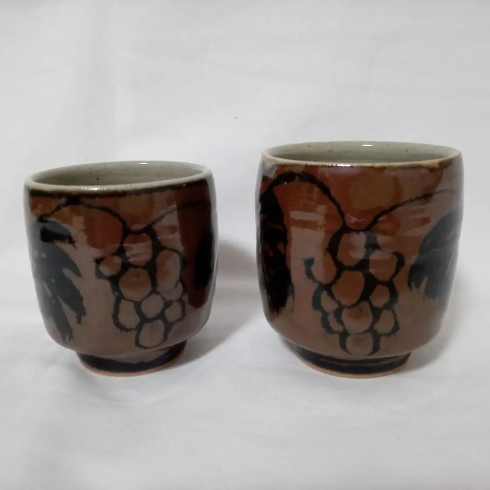 益子焼　伝統工芸師　三村北土　菊花刻文花瓶　木箱付 益子焼 名工 【木村一郎】作 灰釉 梅花図 壺 花入れ 花瓶 共箱