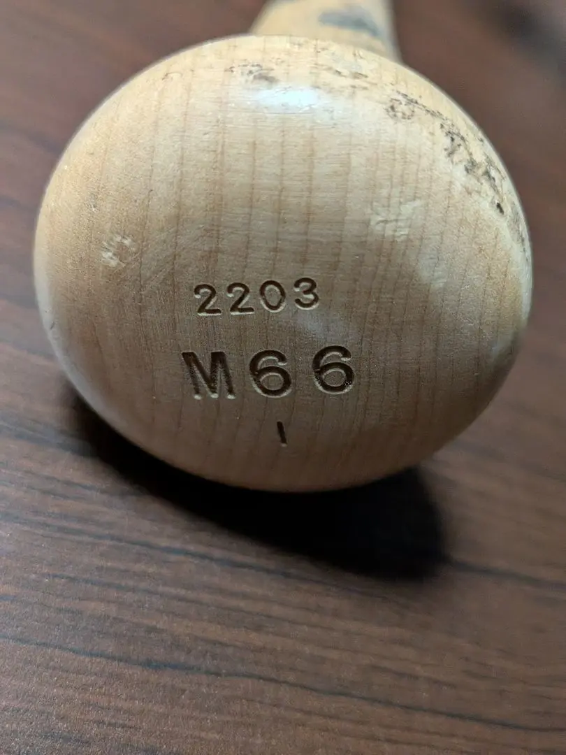 バット 靴べら すべりこみ　プロ野球選手使用 バット 靴べら すべりこみ プロ野球選手使用 - メルカリ