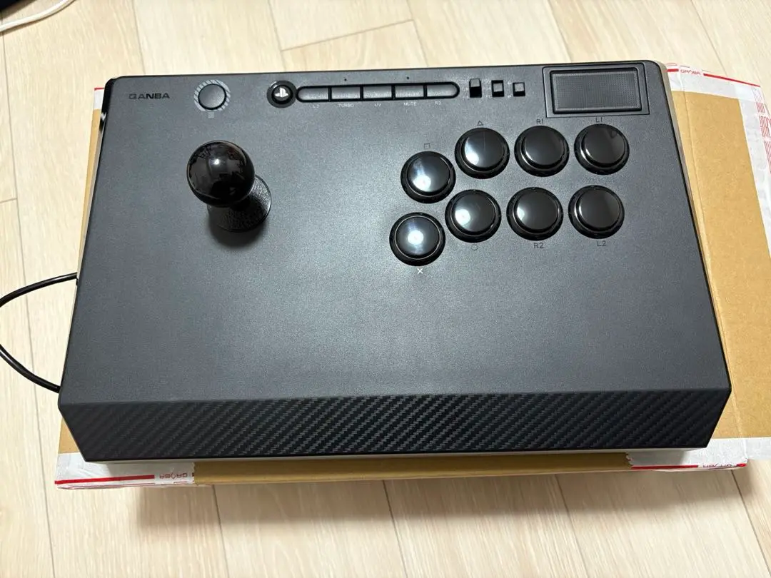 (ほぼ新品)QANBA TITAN クァンバ　タイタン　アーケードコントローラー Qanba Titan』レビュー。軽量級最高峰のアケコン - 浪漫電子