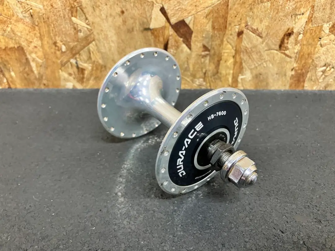 新品 DURA-ACE HB-7600 110mm 後輪のみ NJS 36H s-l1200.jpg