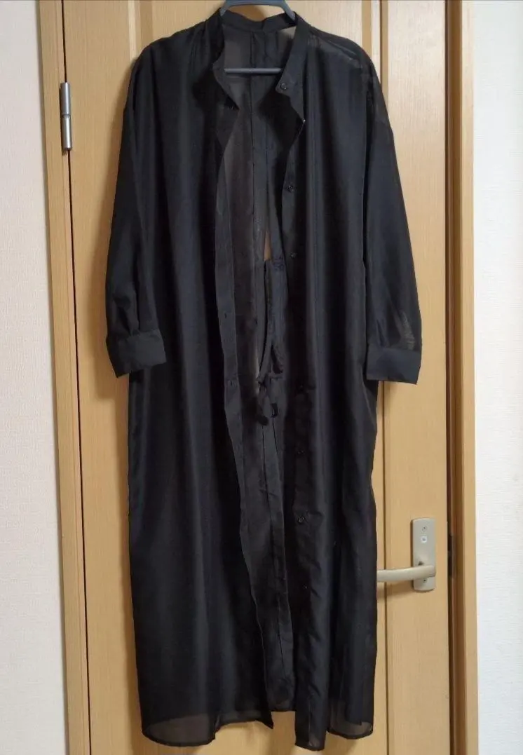 多諾凡 希爾襯衫 無領最終 的縮圖