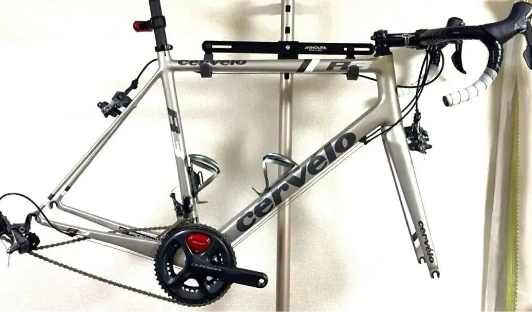 130 【中古・美品】CERVELO R3 カーボンフレーム （ROAD（ロード