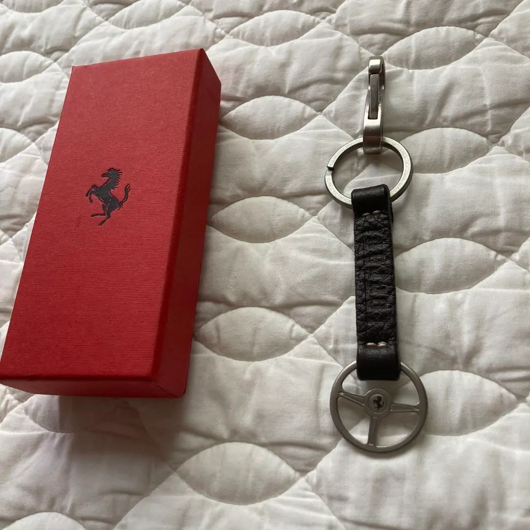 【公式グッズ】フェラーリHYPEPFORMULA DOUBLE KEYRING 公式グッズ】フェラーリHYPEPFORMULA DOUBLE KEYRING