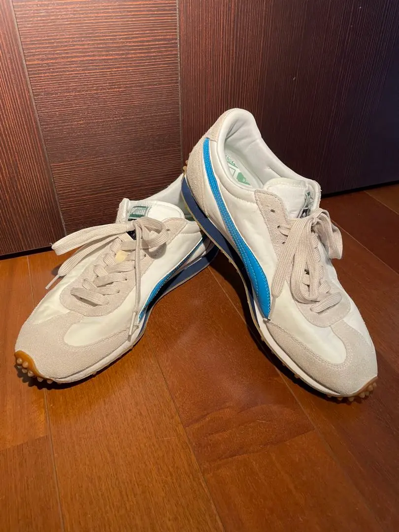 新品PUMA WHIRLWINDメンズ　シューズ　運動靴　白25.5cm 新品PUMA WHIRLWINDメンズシューズ運動靴白25.5cm