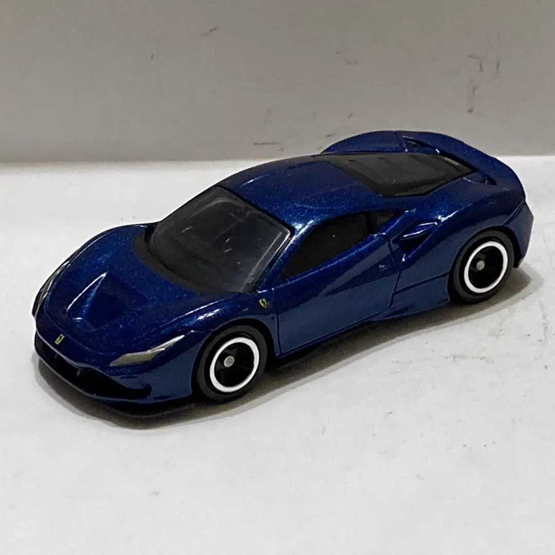 購入者限定】Ferrari F8トリブート キーボックス ミニカー