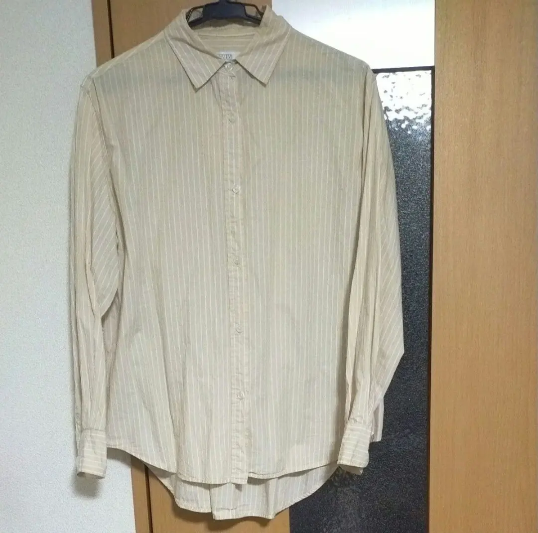 Thumbnail of LOWRYS FARM shirt, size L