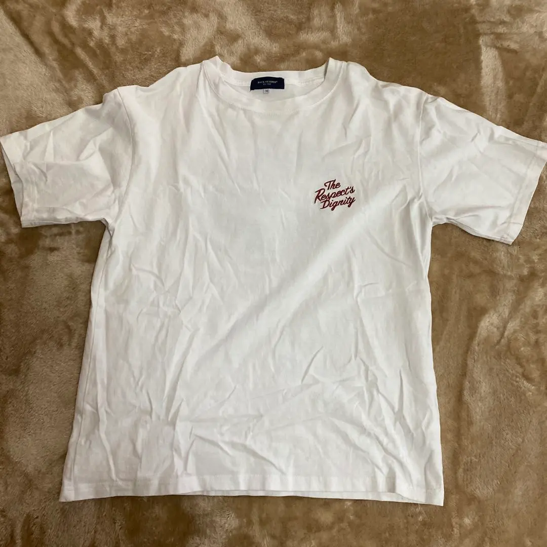 Thumbnail of T-shirt