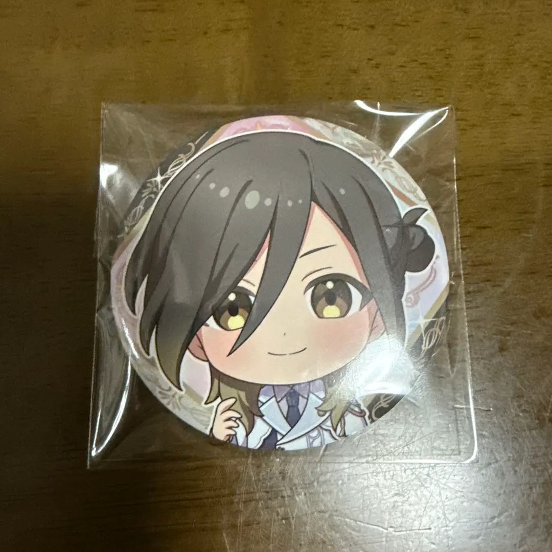 Thumbnail of ireisu (group name) Yūsu (member name) can badge, 5th Anniversary default design