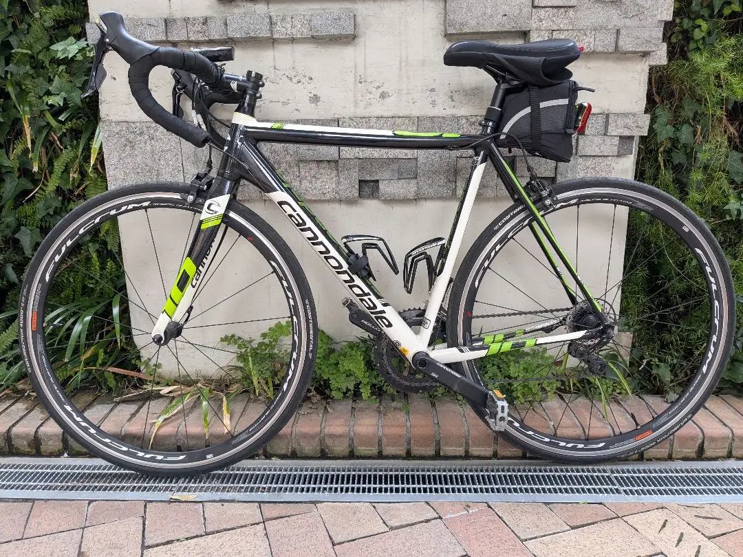 ロードバイク Cannondale CAAD10 105 (54) 都内手渡希望 キャノンデール CAAD10 5(キャドテン ファイブ) 2012 ロード