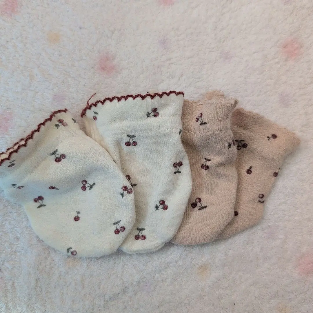 Thumbnail of Set of 2 Cherry Pattern Cotton Mitts