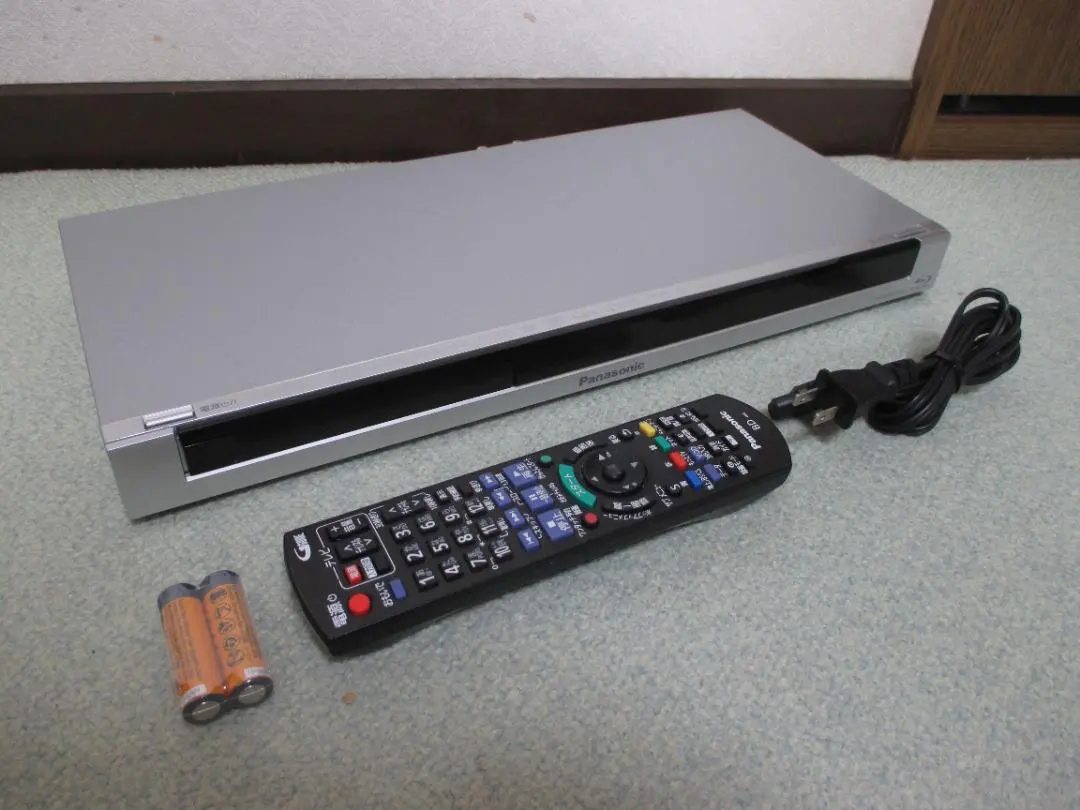 Thumbnail of Excellent condition☆Panasonic BD recorder with simultaneous recording of 2 programs DMR-BWT555