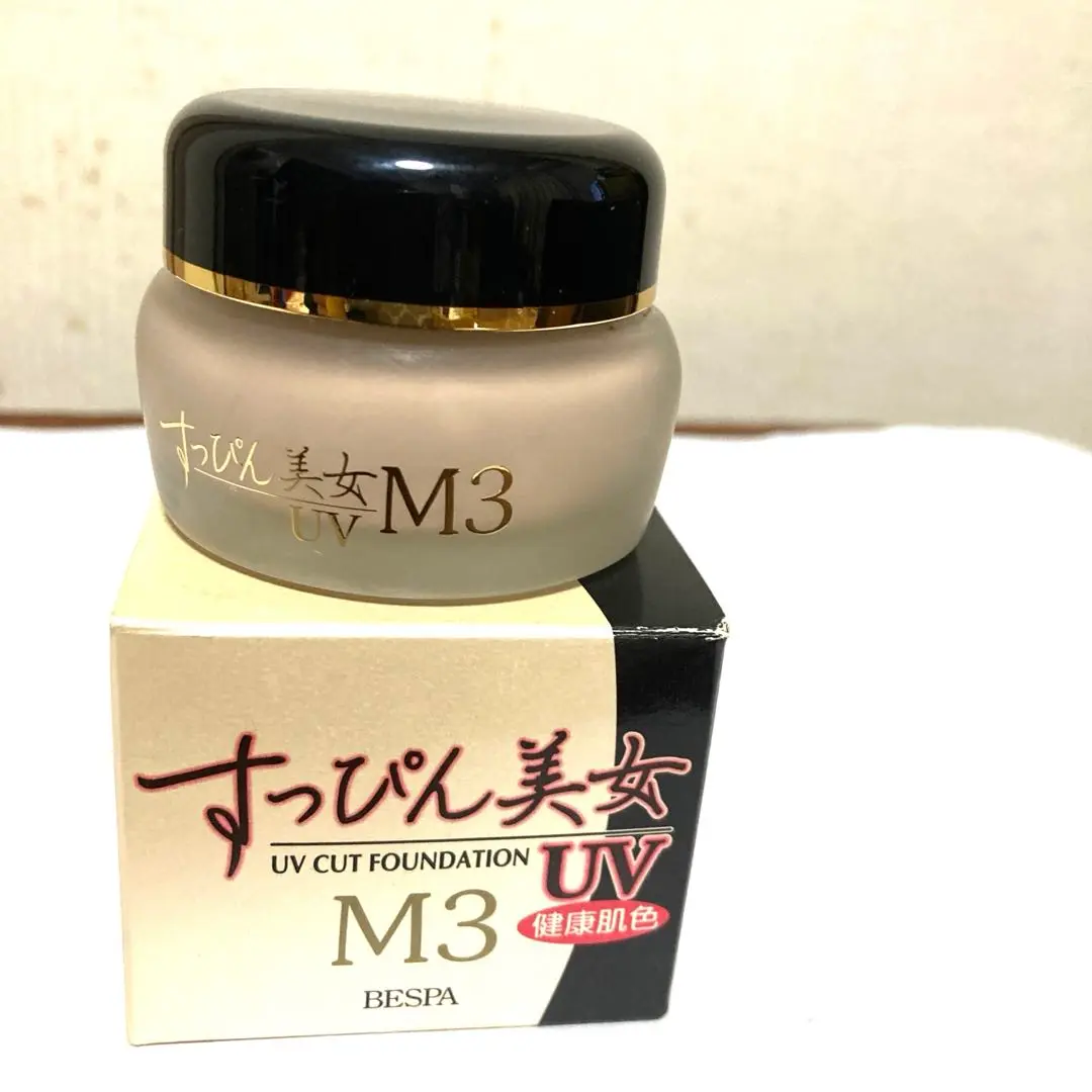【未使用品】ベスパ すっぴん美女 UV-M3 オークルナチュラル（普通肌色） 未使用品】ベスパ すっぴん美女 UV-M3 オークルナチュラル（普通