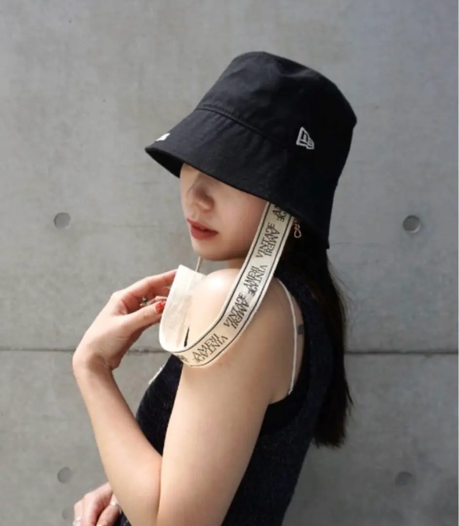 新品・タグ付き NEW ERA×Ameri バケットハット NEW ERA×Ameri LOGO TAPE BUCKET HAT