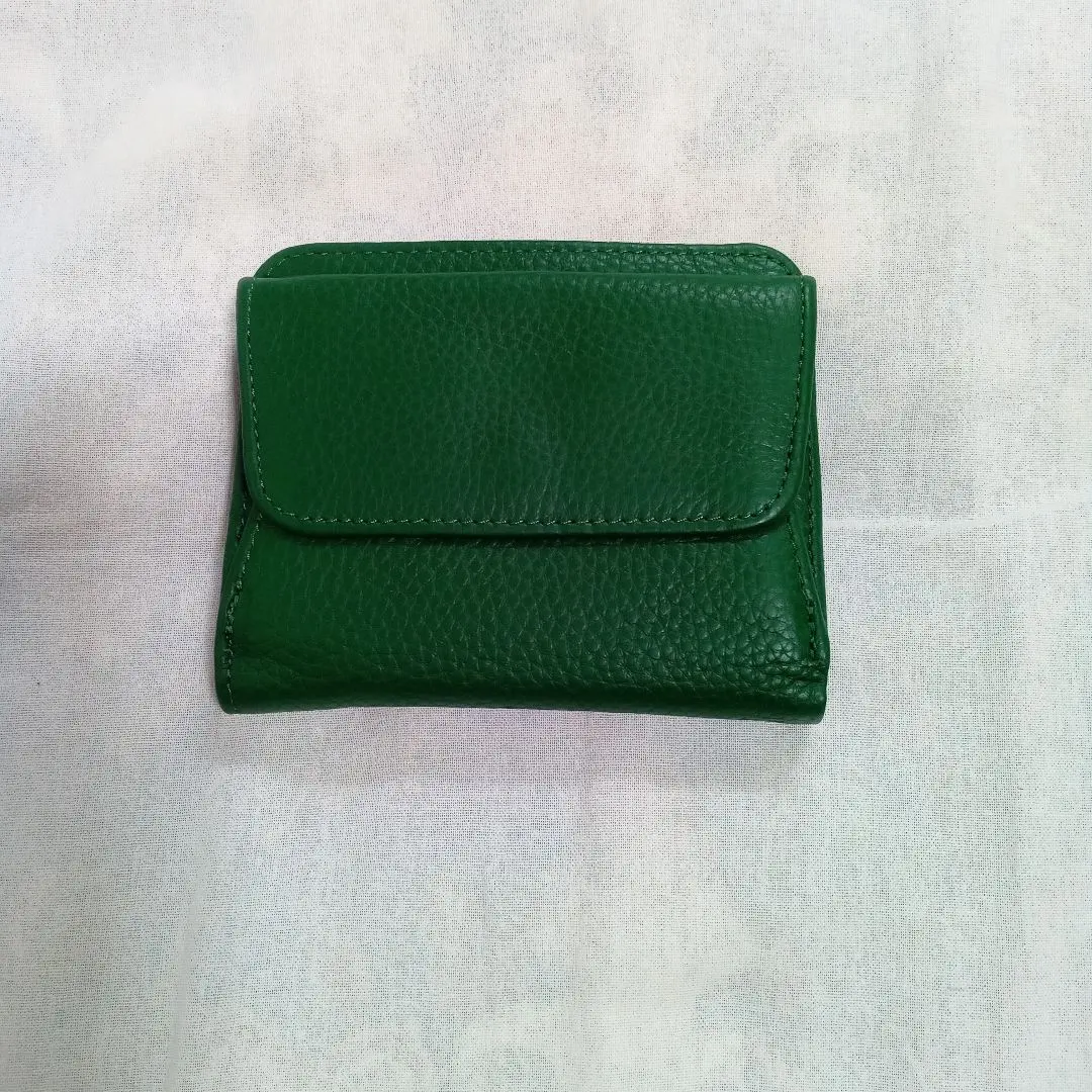 Thumbnail of Green leather bi-fold wallet