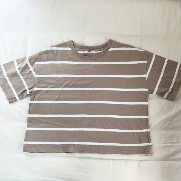 Thumbnail of RETRO GIRL Retro Girl Border T-shirt Mocha