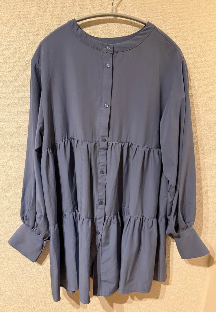 Thumbnail of w closet Tiered Design Blue Shirt