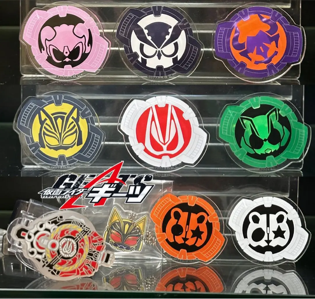 仮面ライダーギーツ IDコア アクリルバッジ コレクション 8種　他 2025年最新】idコア バッジの人気アイテム - メルカリ