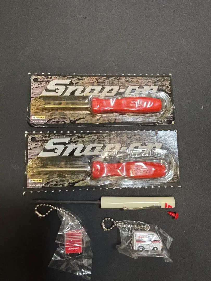 スナップオン　ドライバーキー　新品　パールホワイト スナップオンドライバーキー新品パールホワイト