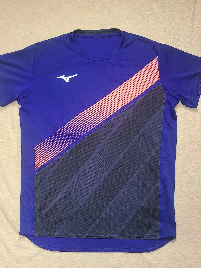 Thumbnail of Mizuno Track and Field Short Sleeve Shirt, Blue Stripe, Size M (approx.)