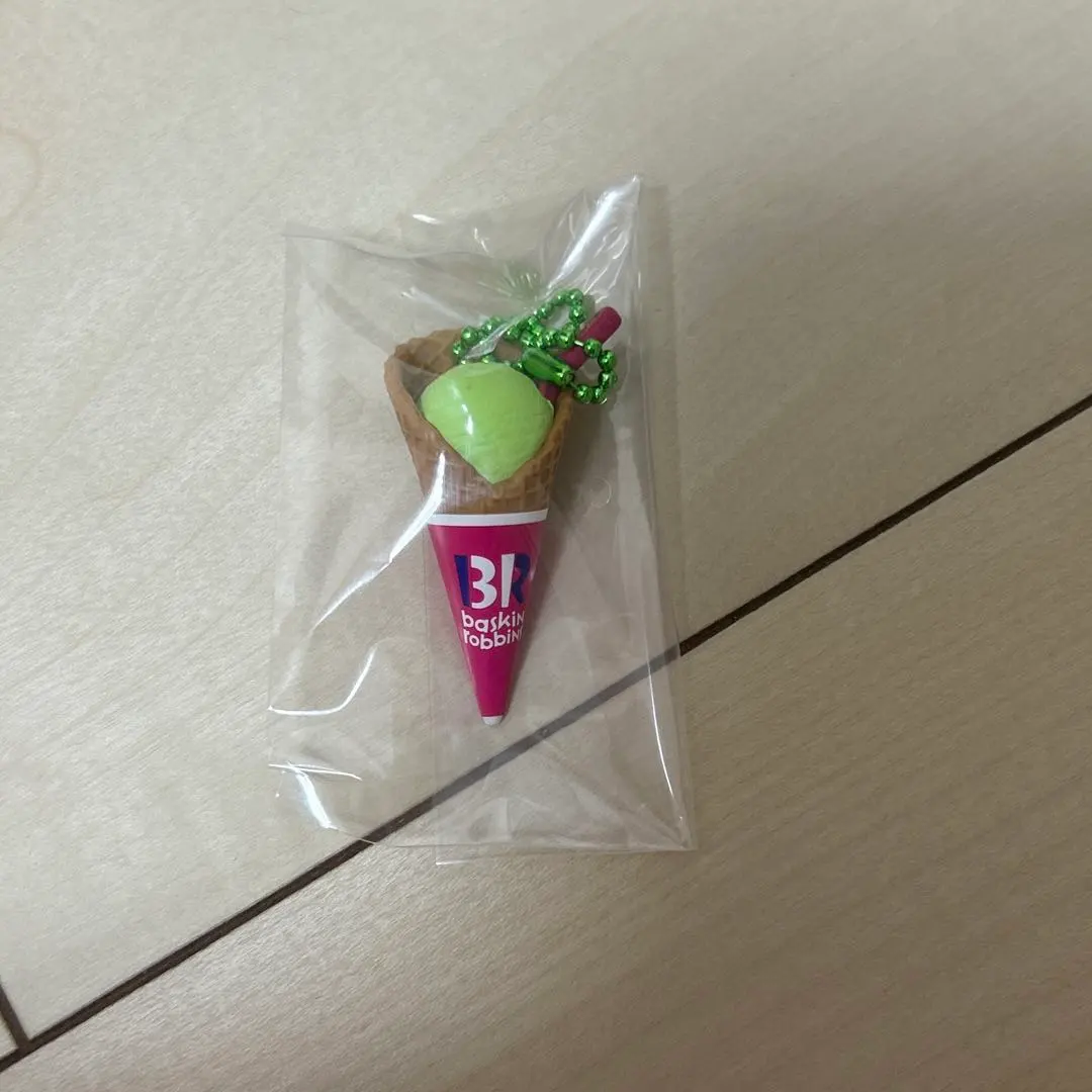 Thumbnail of 31 Ice Cream Mascot Gummy - Mask Melon